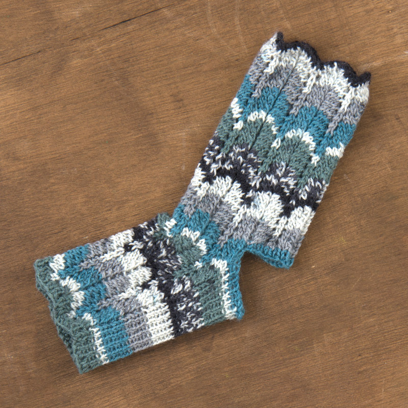 毛糸ひと玉を編みきろう 棒針で編むスクエアヒールの靴下とアンクルウォーマー／アンクルウォーマー